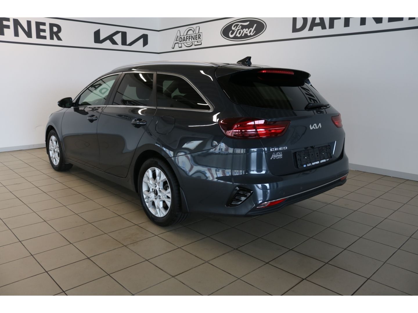 Fahrzeugabbildung Kia Ceed_sw Sportswagon Vision GANZJAHRESREIFEN