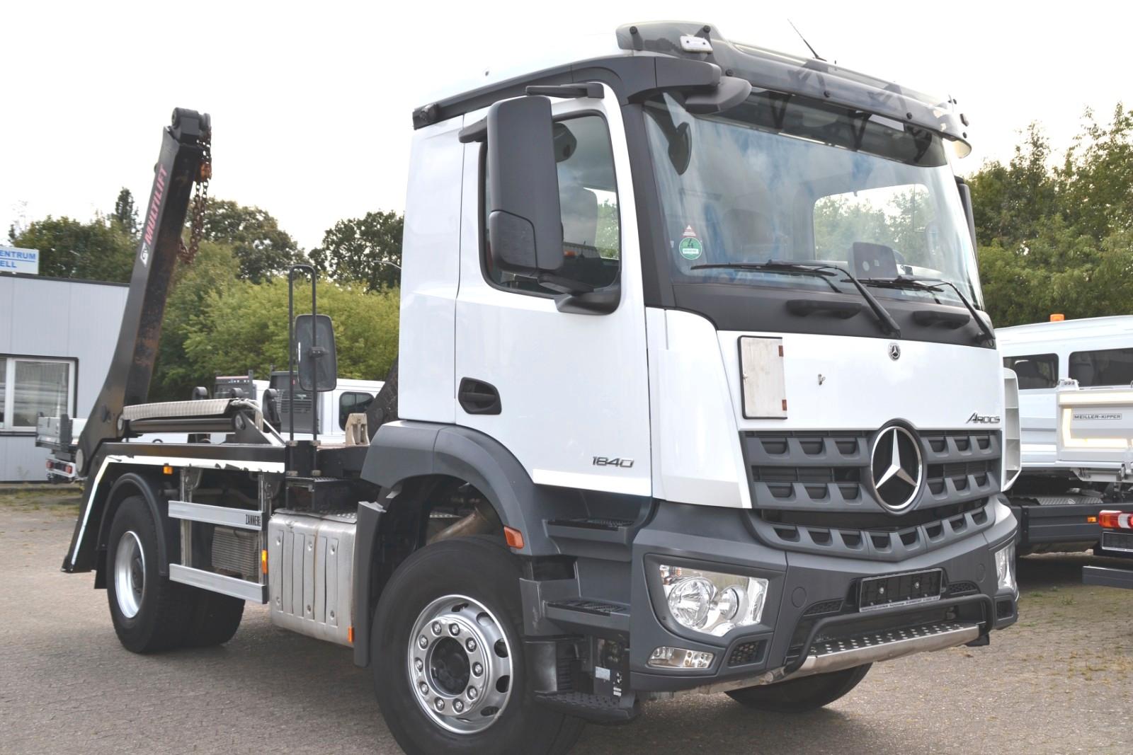 Mercedes-Benz AROCS 1840*ABSETZKIPPER*HIAB-MULTILIFT-FUTURA 12