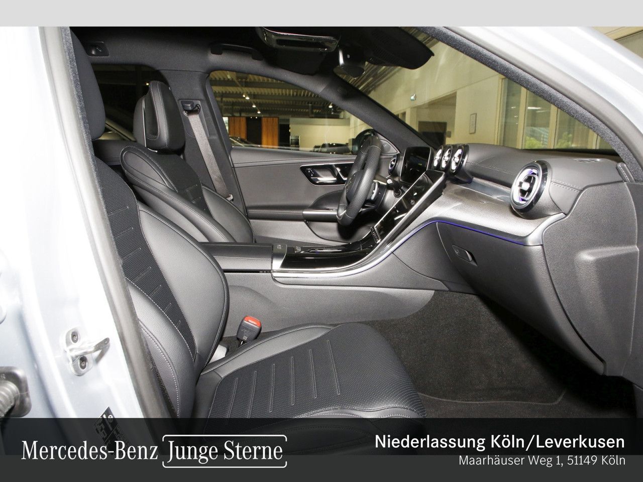 Mercedes-Benz C 300 T AMG Night DigiLight Adv Fahrass MBUX foto 5