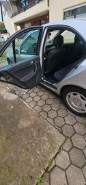 صورة 5 لـ 2001 Mercedes-BENZ C 180