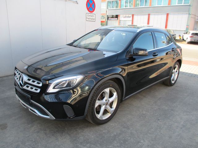 Mercedes-Benz GLA 180 GLA -Klasse GLA 180