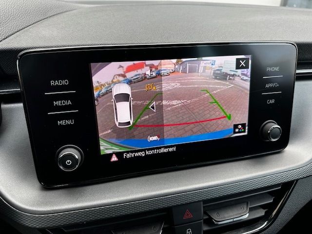 Scala Ambition 1.0 TSI DSG SHZ;CARPLAY;KAMERA