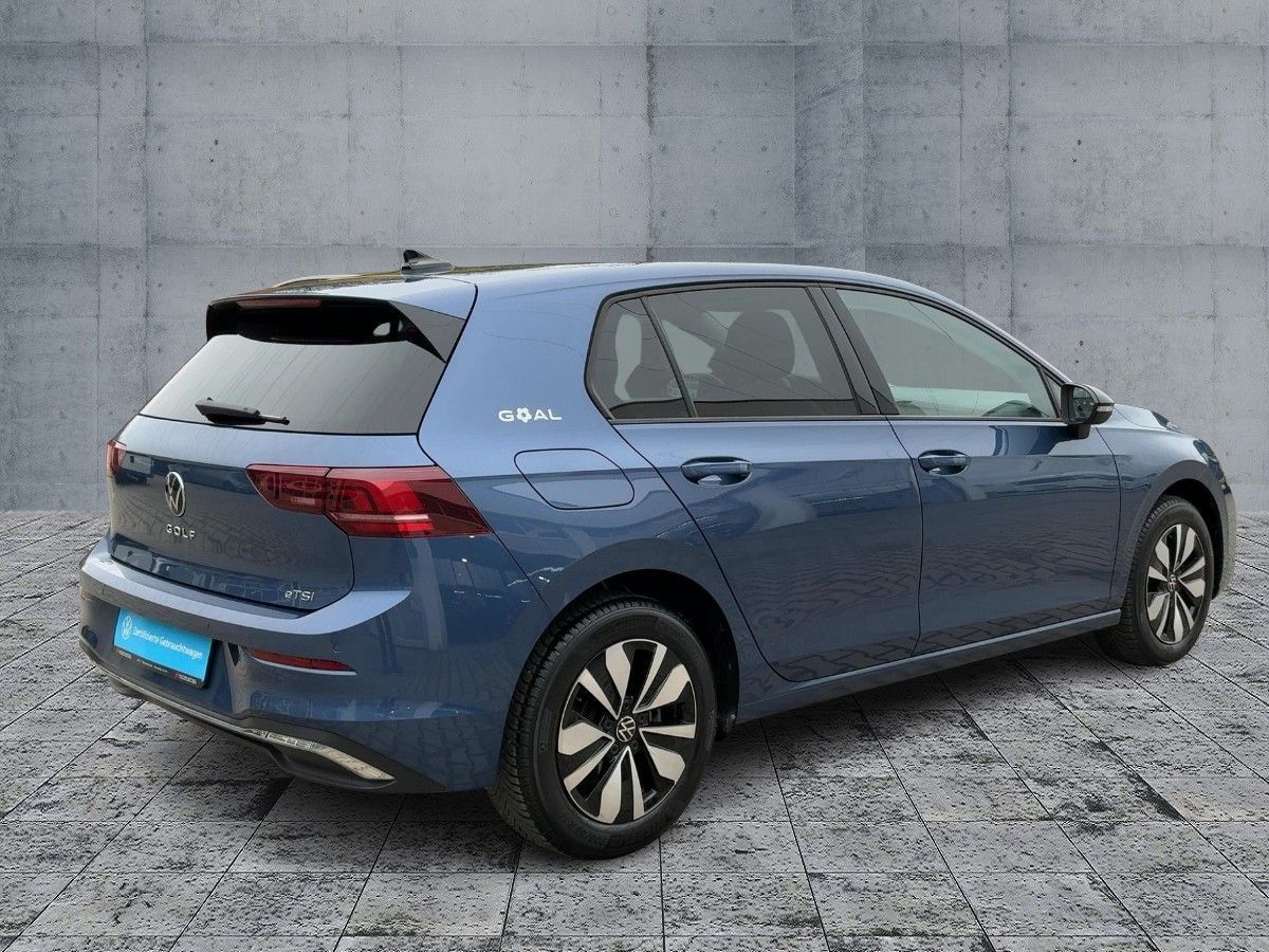 Volkswagen Golf - Bild 6
