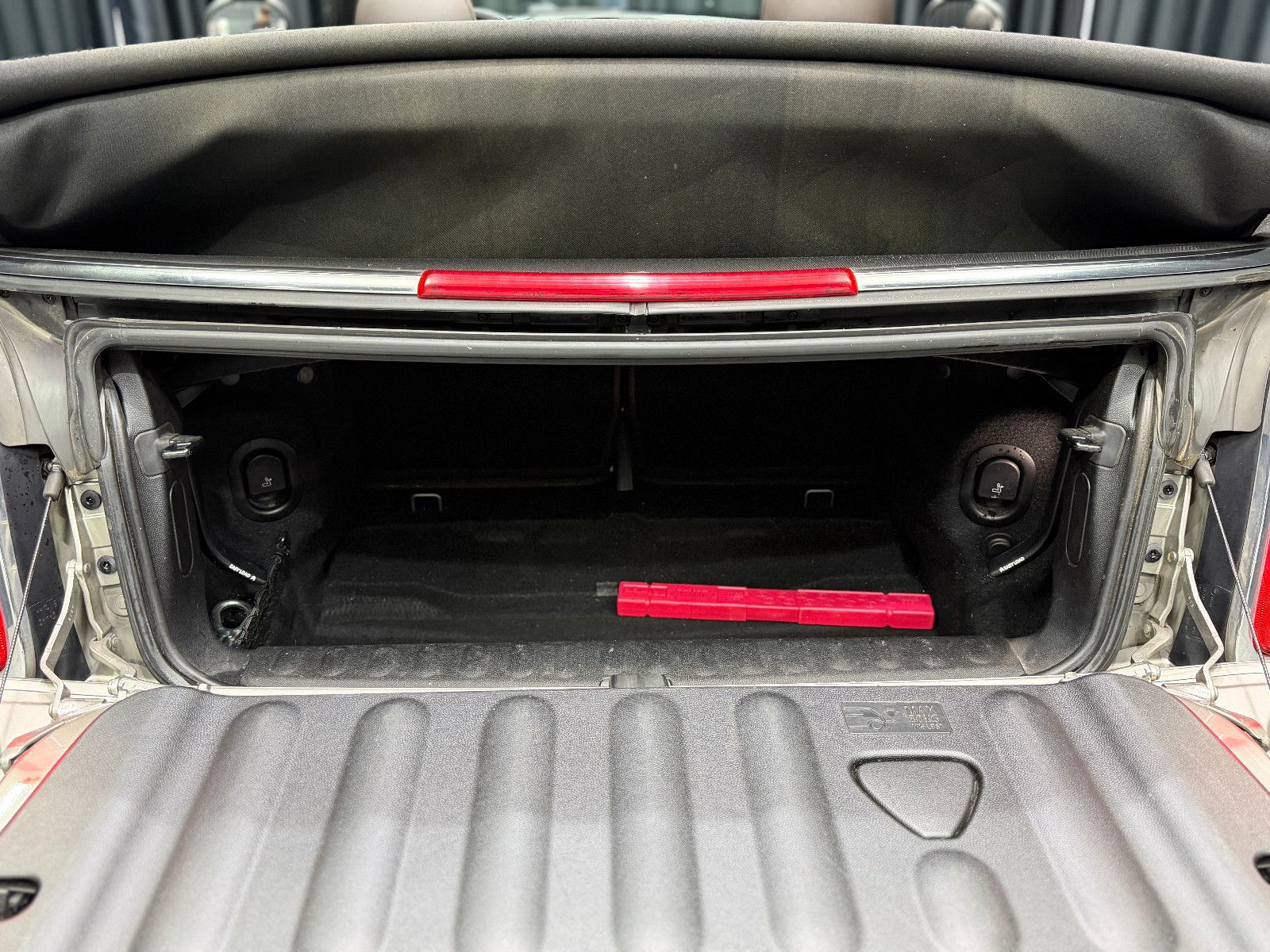 Fahrzeugabbildung MINI Cooper S Cabrio |AUTOMATIK|HuD|RF-KAMERA|LED
