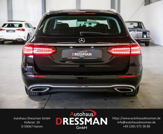 Mercedes E 200 - 6