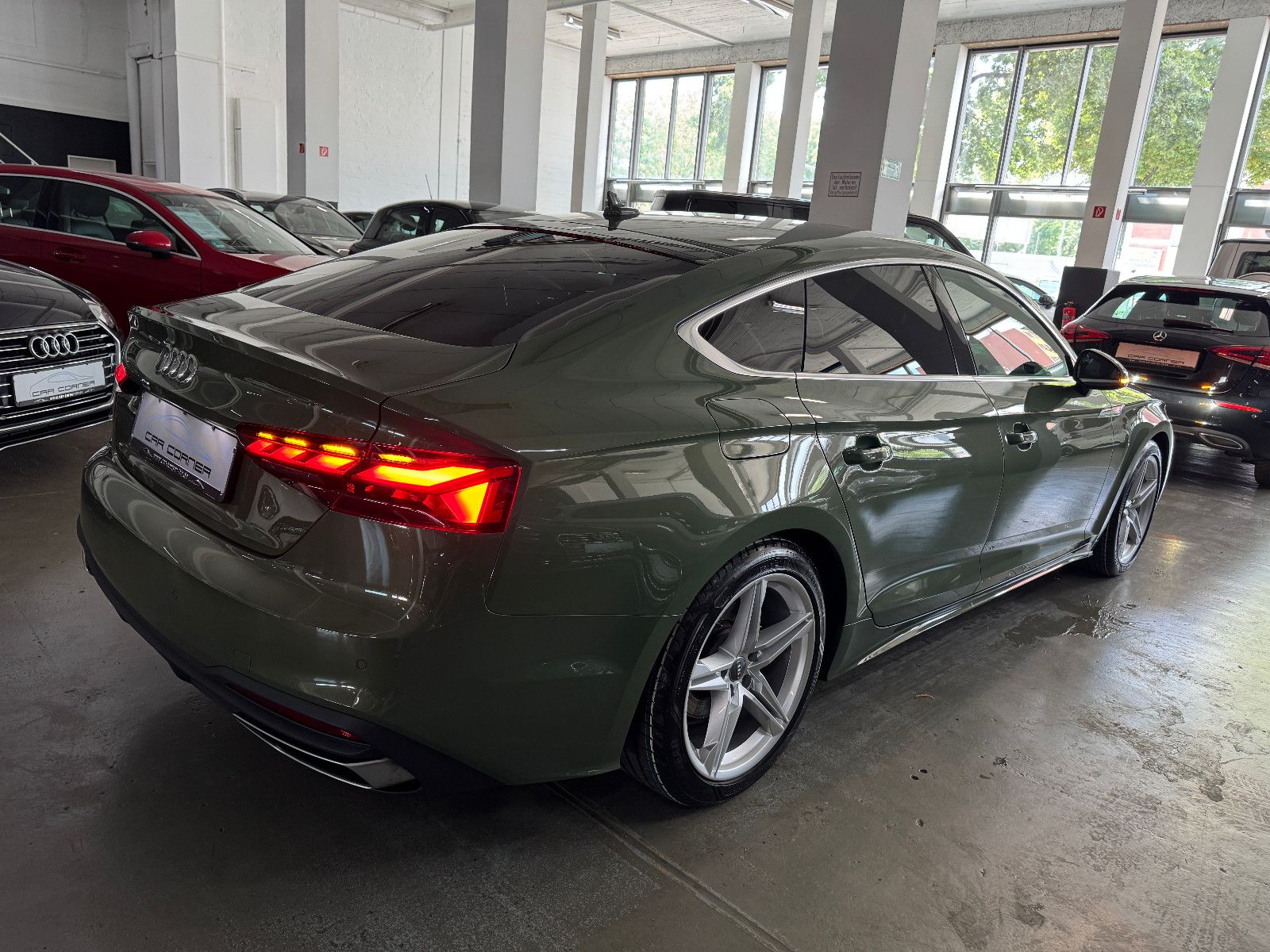 Fahrzeugabbildung Audi A5 SP S-TRONIC SONDERLACKIERUNG S-LINE MEGA VOLL