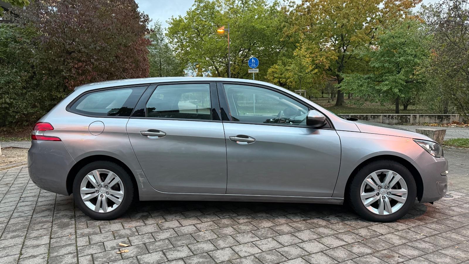 Peugeot 308 2015 — engine 1.560 cm³, 120 HP (88kW)