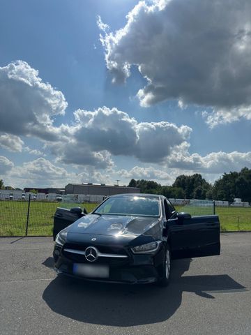MERCEDES-BENZ Mercedes-Benz CLA 180 d