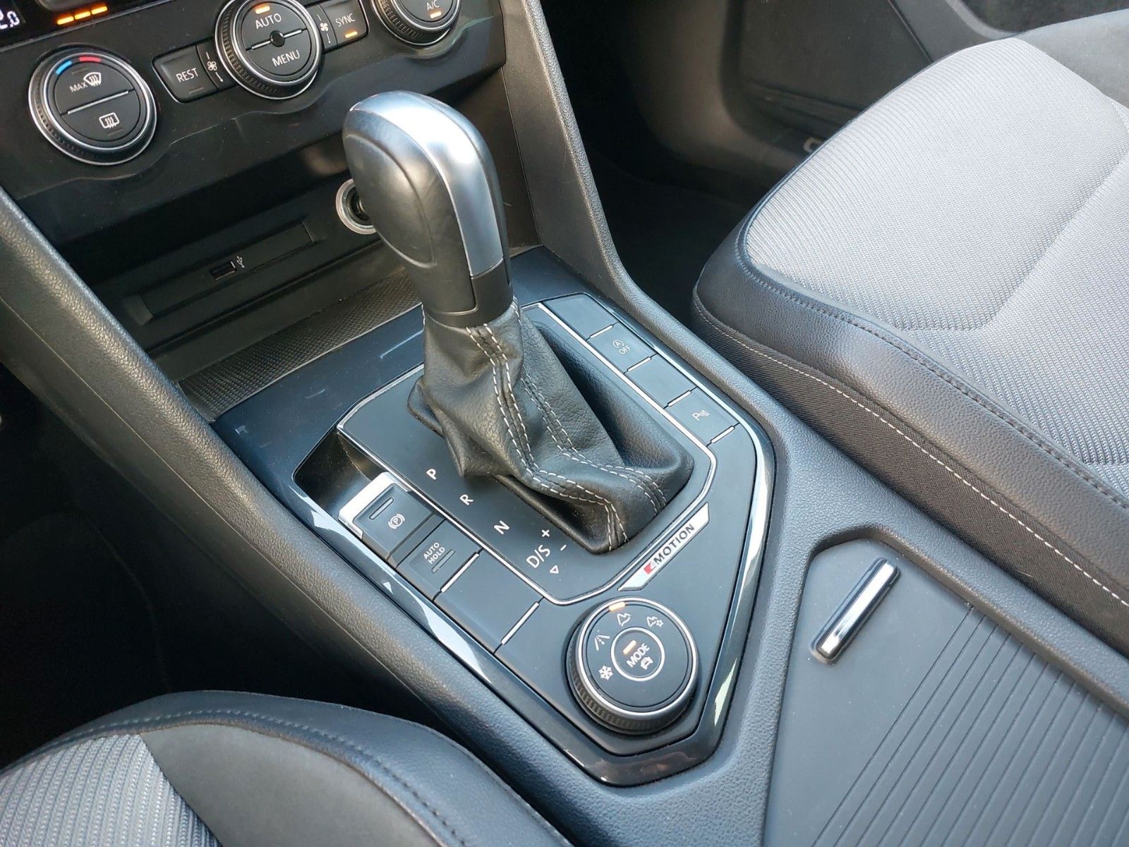 Volkswagen Tiguan Highline BMT/Start-Stopp 4Motion – Bild 19