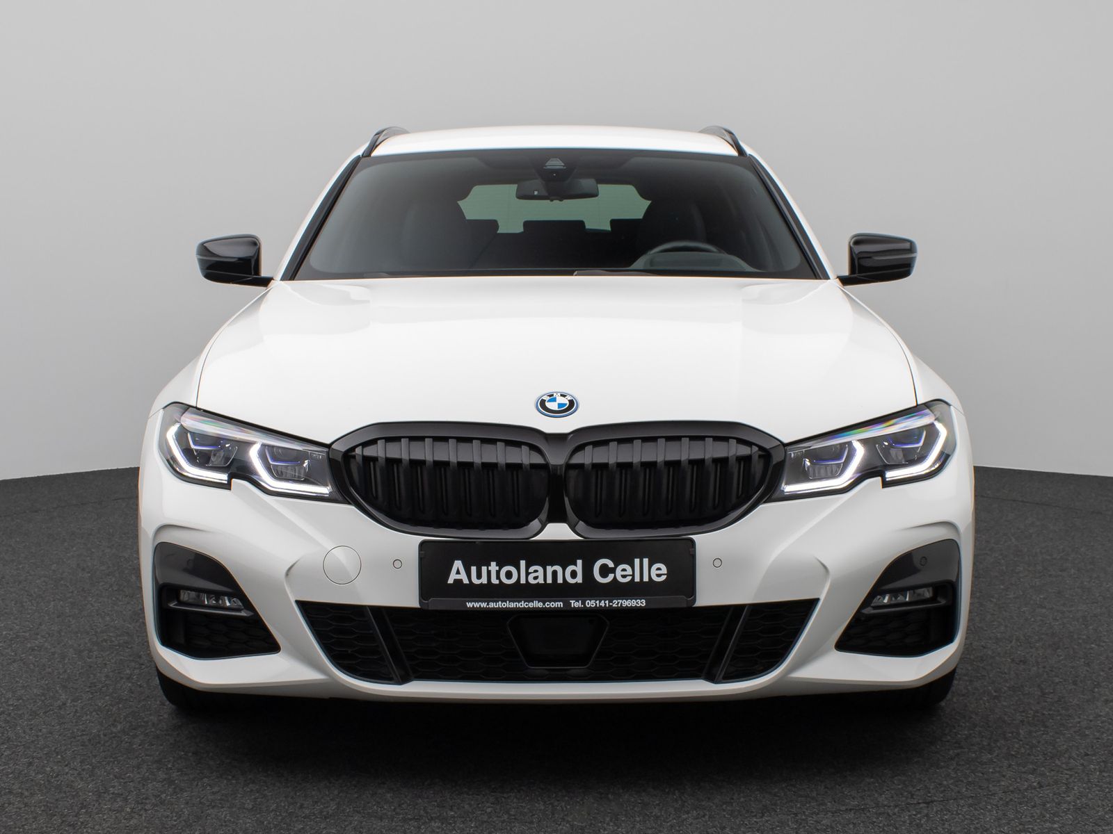 Fahrzeugabbildung BMW 330e M Sport Kamera Laser HUD HiFi AHK Stop&Go