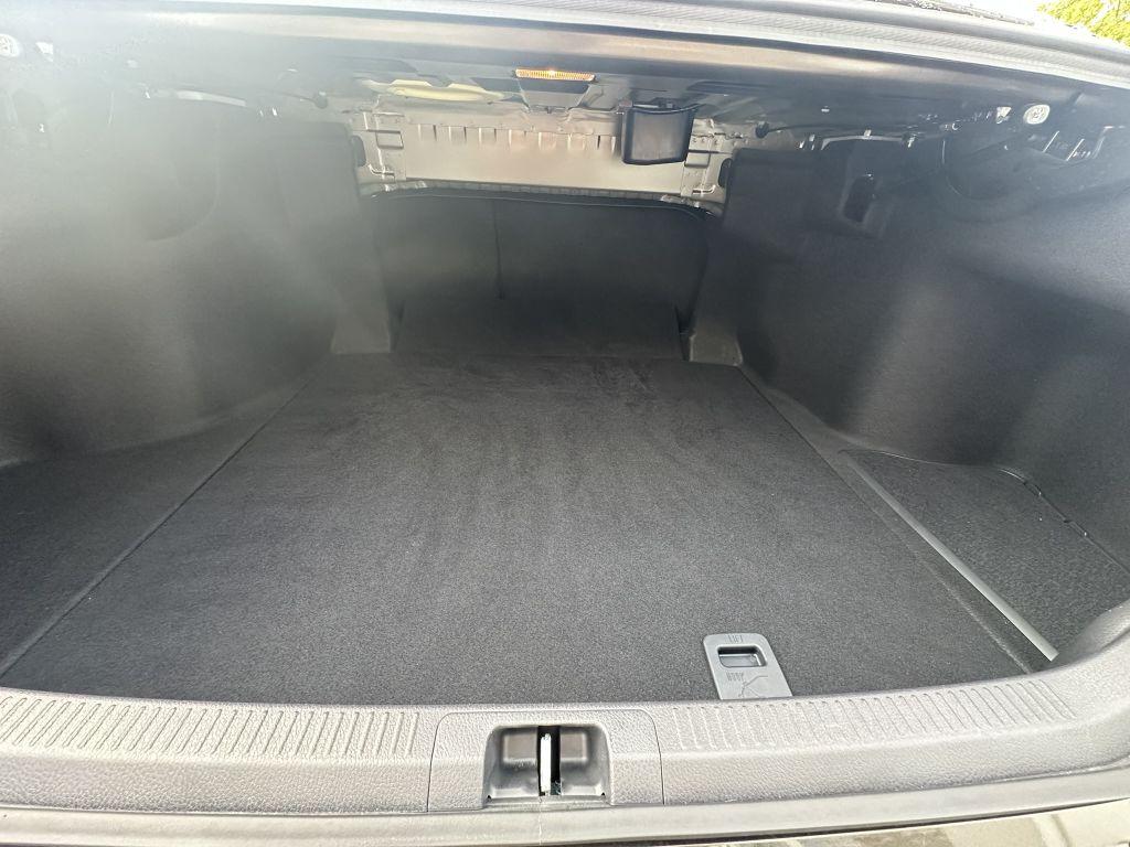 Toyota Camry Executive