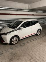 Toyota Aygo 1.0X Play Touch - Toyota in München: Aygo