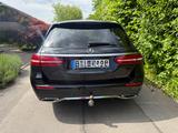 Mercedes-Benz E 300 de T Autom. - - Mercedes-Benz E 300 in Bochum