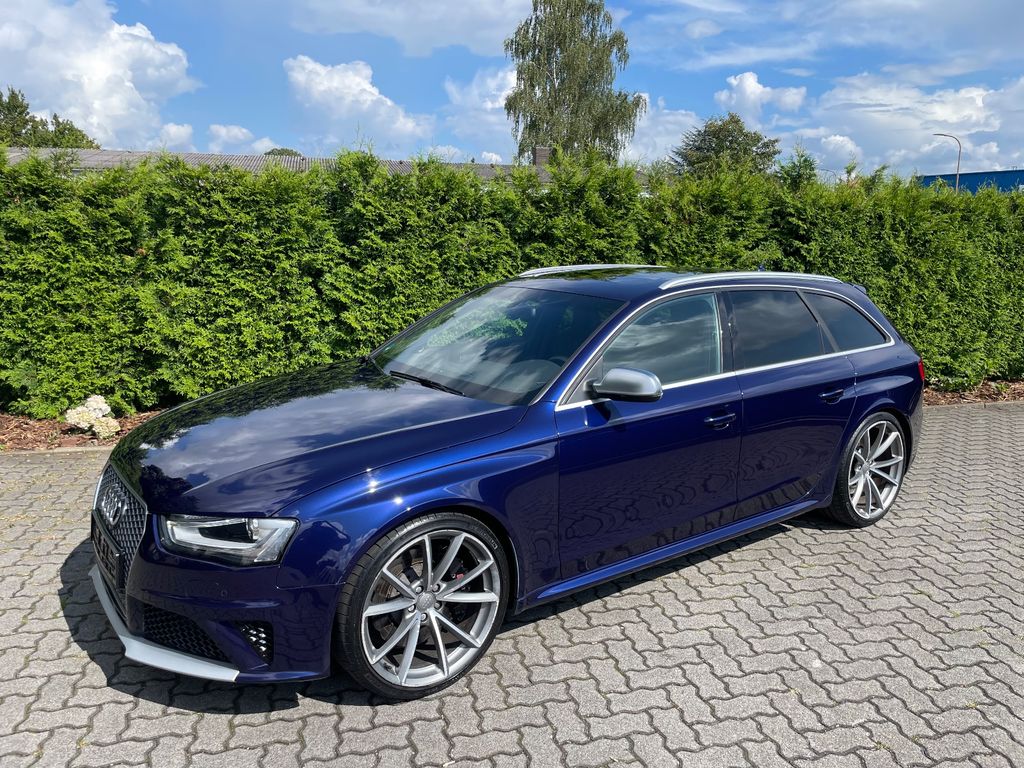 Audi RS4