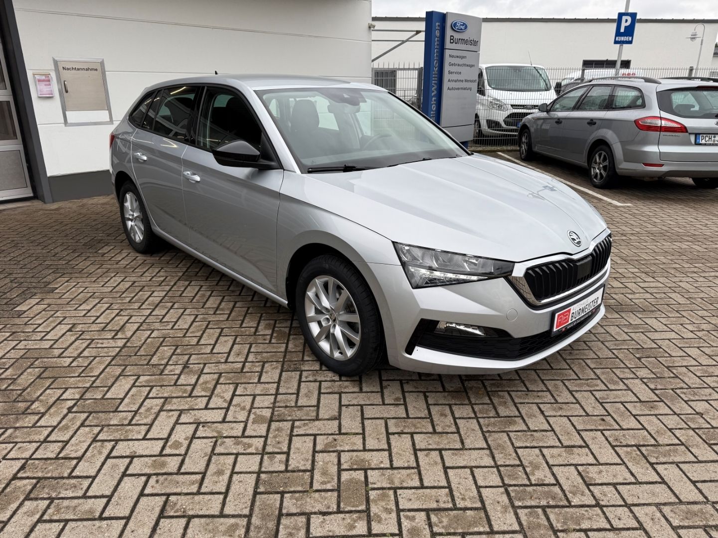 SKODA Scala 1.5 TSI EU6d DSG CarPlay SHZ RFK Alu LED - Image 8