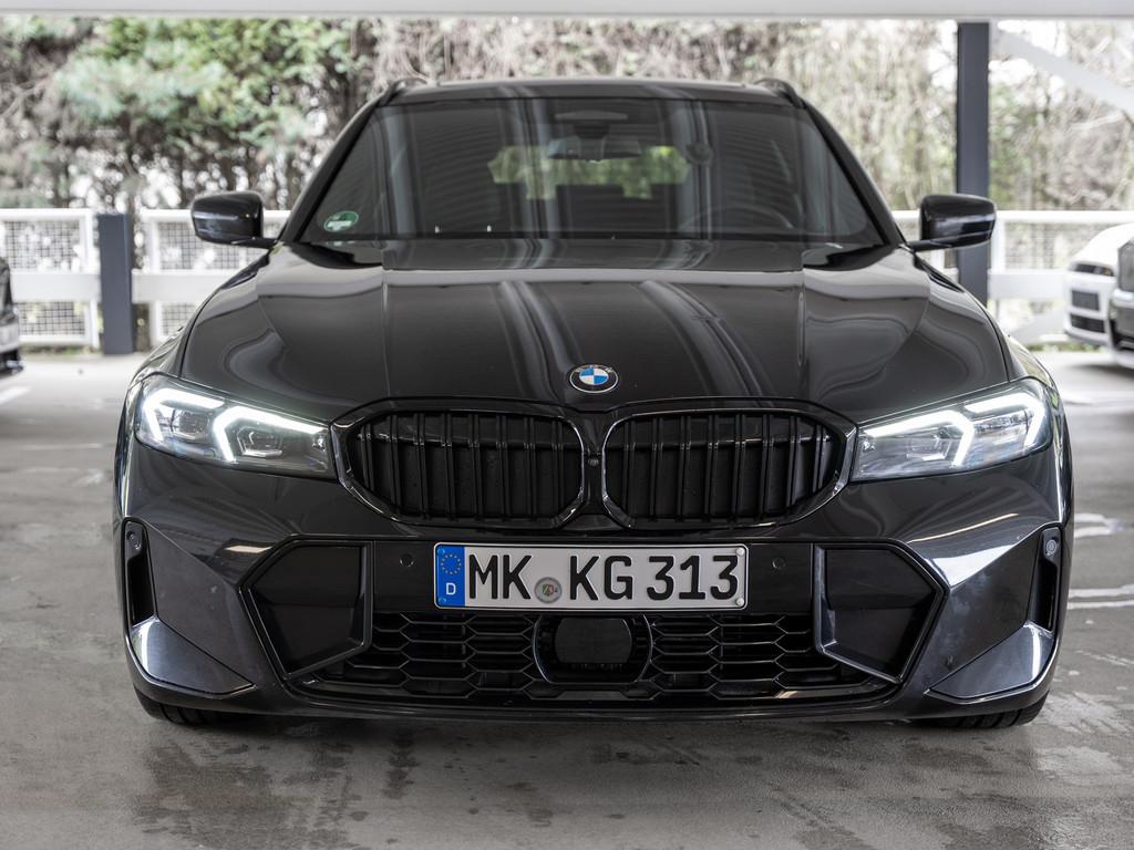 BMW 320d Touring xDrive M-Sport Pro FACEL. PANO AHK