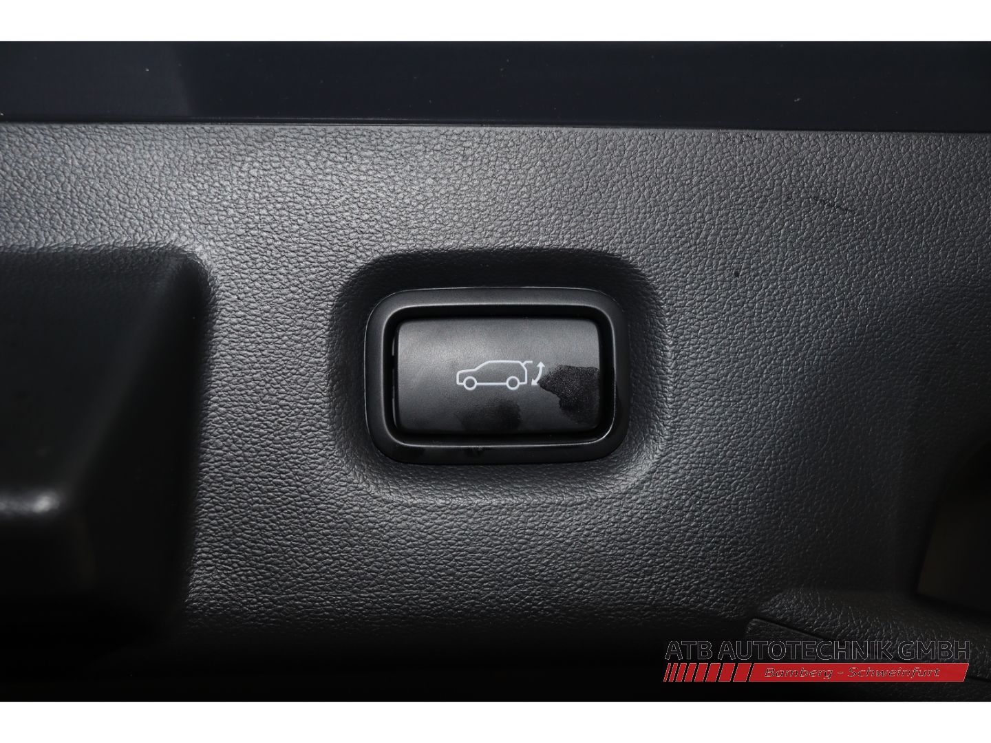 Fahrzeugabbildung Hyundai IONIQ 5 72,6 kWh UNIQ 98,2% SOH HUD El. Fondsitz