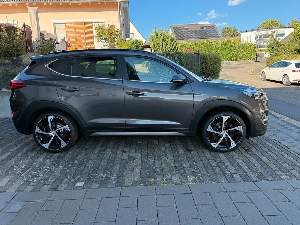 Image of Hyundai TUCSON