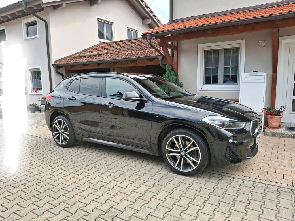 Image of BMW X2