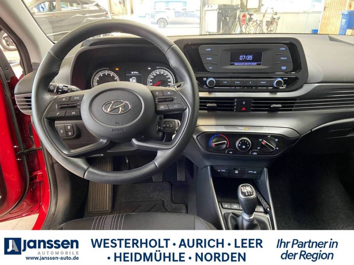 Fahrzeugabbildung Hyundai BAYON Select Winterpaket,PDC hinten,Klima,Start