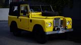 Land Rover Defender Serie III Kurzer Radstand - Land Rover Defender Se mit Benzin-Antrieb