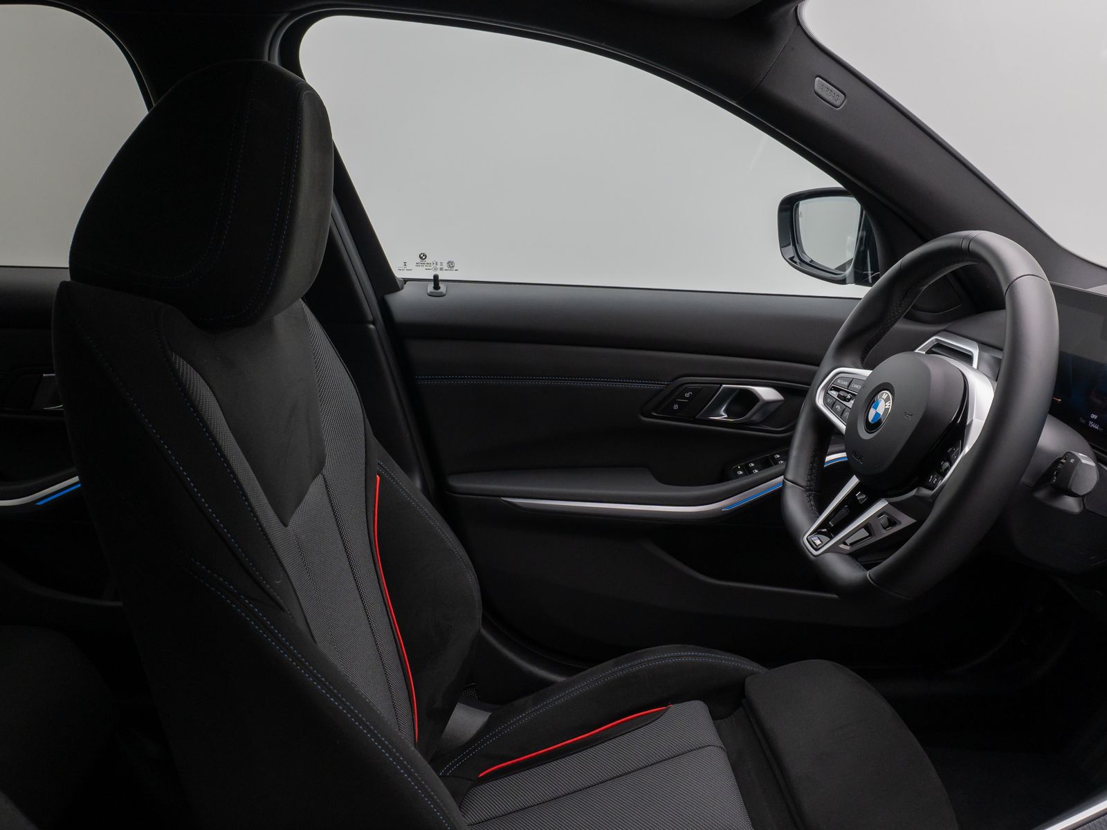 Fahrzeugabbildung BMW 320i xD M Sport 360°HUD DAB HiFi Stop&Go Komfort