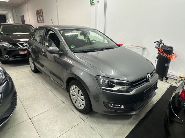 Volkswagen Polo 1.2 TSI 66kW LIFE  /Klima/4 Türer/