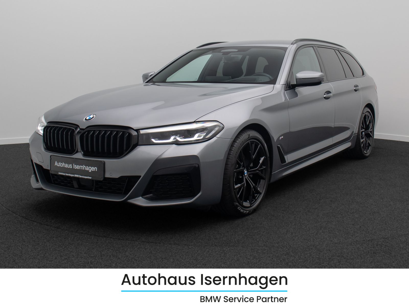 Fahrzeugabbildung BMW 520d xD M Sport HUD DAB Alarm H/K Kamera AHK 19"