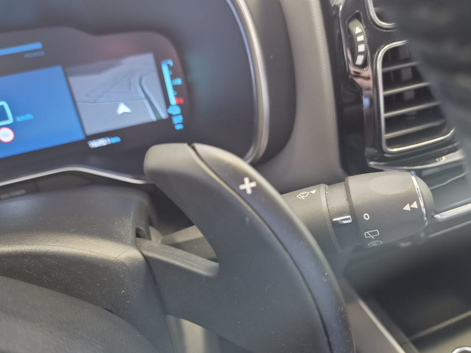 Fahrzeugabbildung Citroën C5 Aircross C-Series Hybrid / KAMERA /SCHECKHEFT