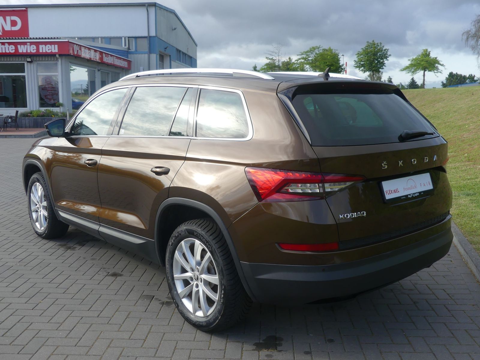 Skoda Kodiaq 1.5 TSI DSG AAC LED Navi AHK Sound SHZ imagem 3