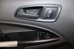 Fahrzeugabbildung Ford Transit Connect TREND L2 Lang KLIMA 3-Sitzer PDC