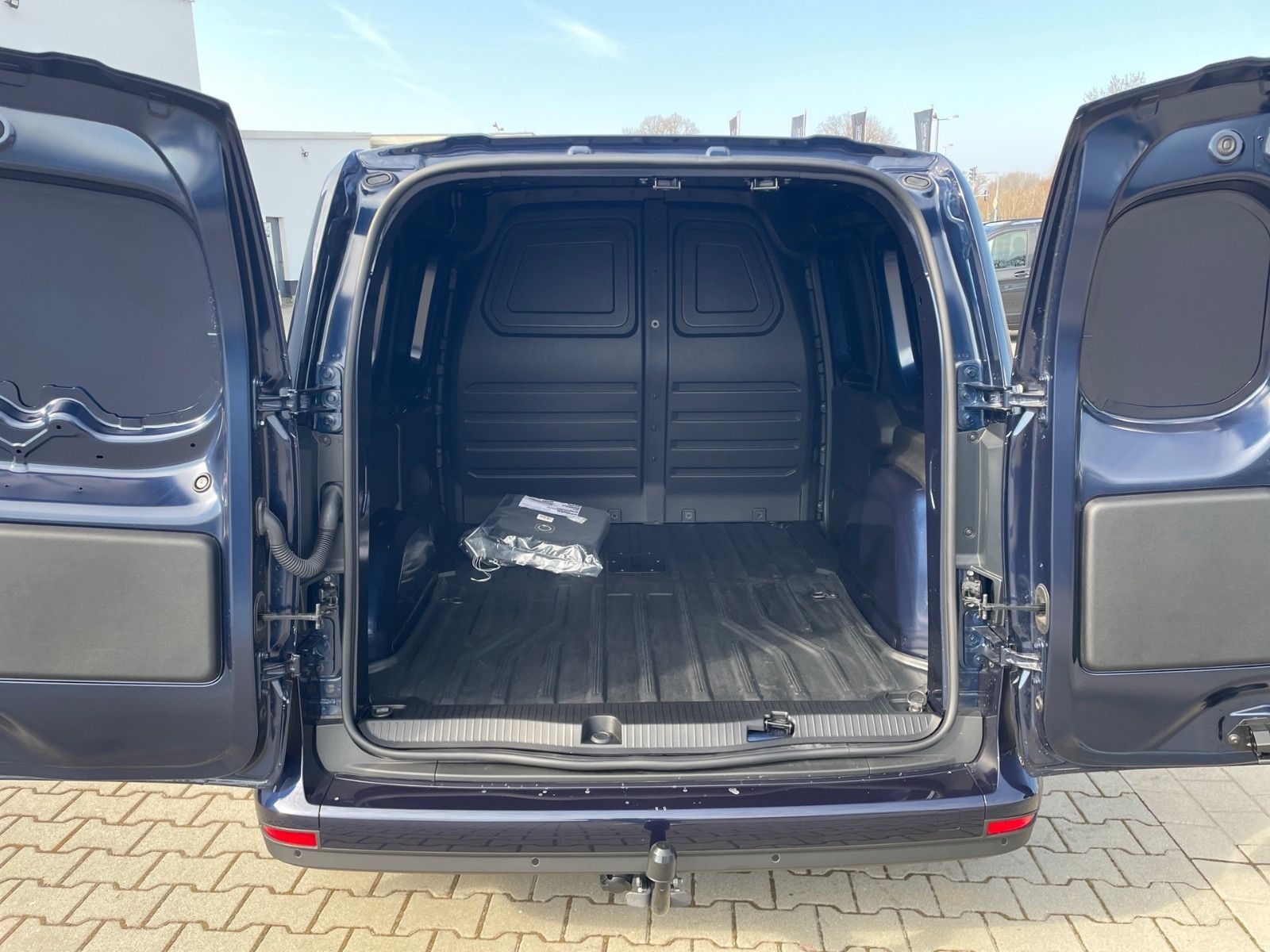 Fahrzeugabbildung Mercedes-Benz eCitan Kasten 2 Sitze AHK LED Navi RFK SHZ