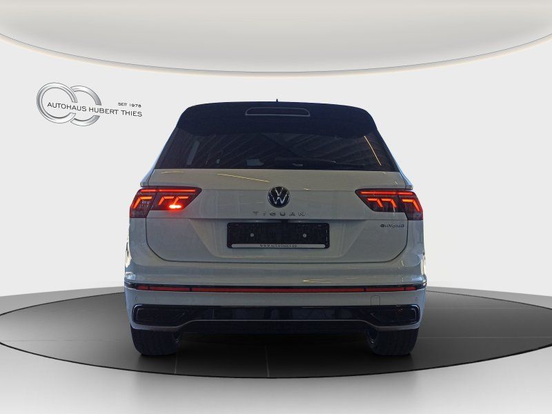 Fahrzeugabbildung Volkswagen Tiguan 1.4 TSI eHybrid R-Line  AHK+MATRIX-LED+NA