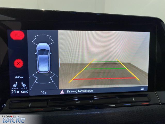 Golf VIII 2.0 TSI DSG GTI NAVI KLIMA KEYLESS PDC