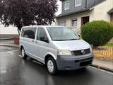 Volkswagen T5 2.5TDi 8Sitzer 174Ps Caravelle Transporter  - VW T5 Transporter in Bonn