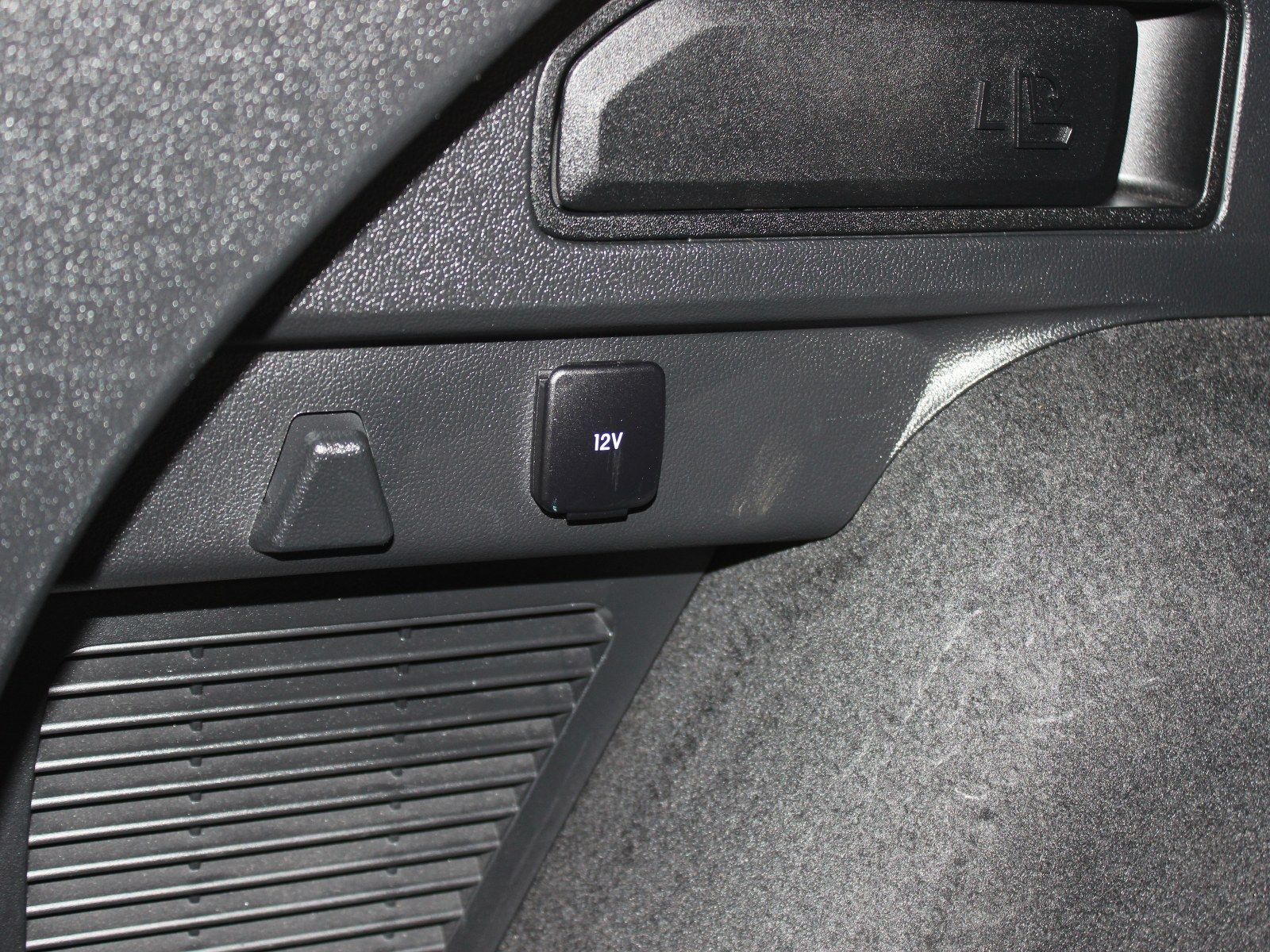 Fahrzeugabbildung Ford Kuga Plug-In Hybrid Titanium X 2,5 Duratec