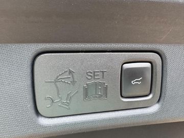 Ford Mustang Mach-E Basis Bang & Olufsen