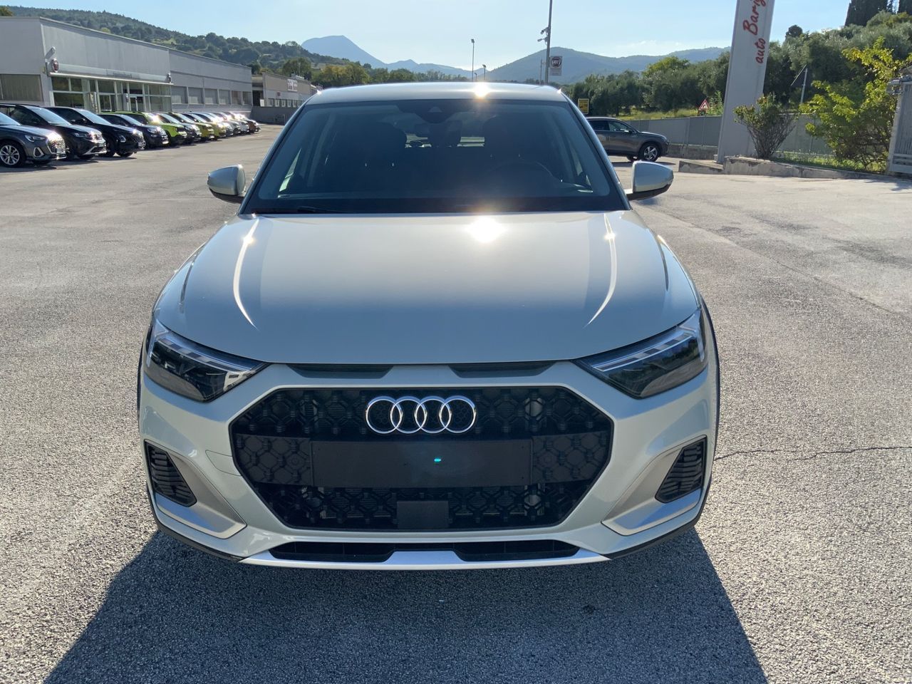Other Audi A1 allstreet 30 TFSI S tronic Identity Cont imagem 2