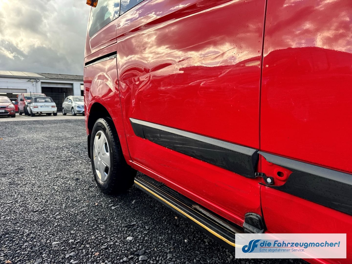 Fahrzeugabbildung Ford Transit Custom Tourneo 320 L1 Trend *EXPORT *26