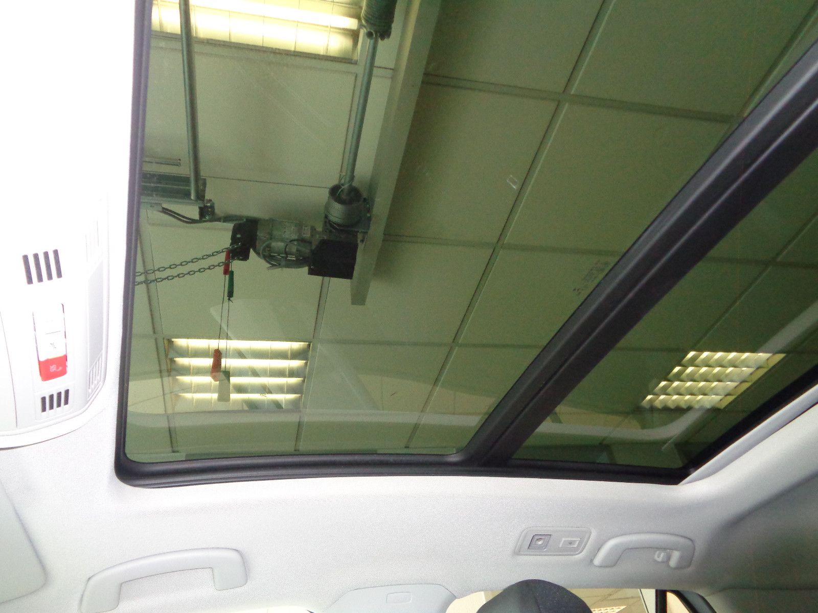 Fahrzeugabbildung Volkswagen T-Roc Style 4Motion / LED  / NAVI / AHK /