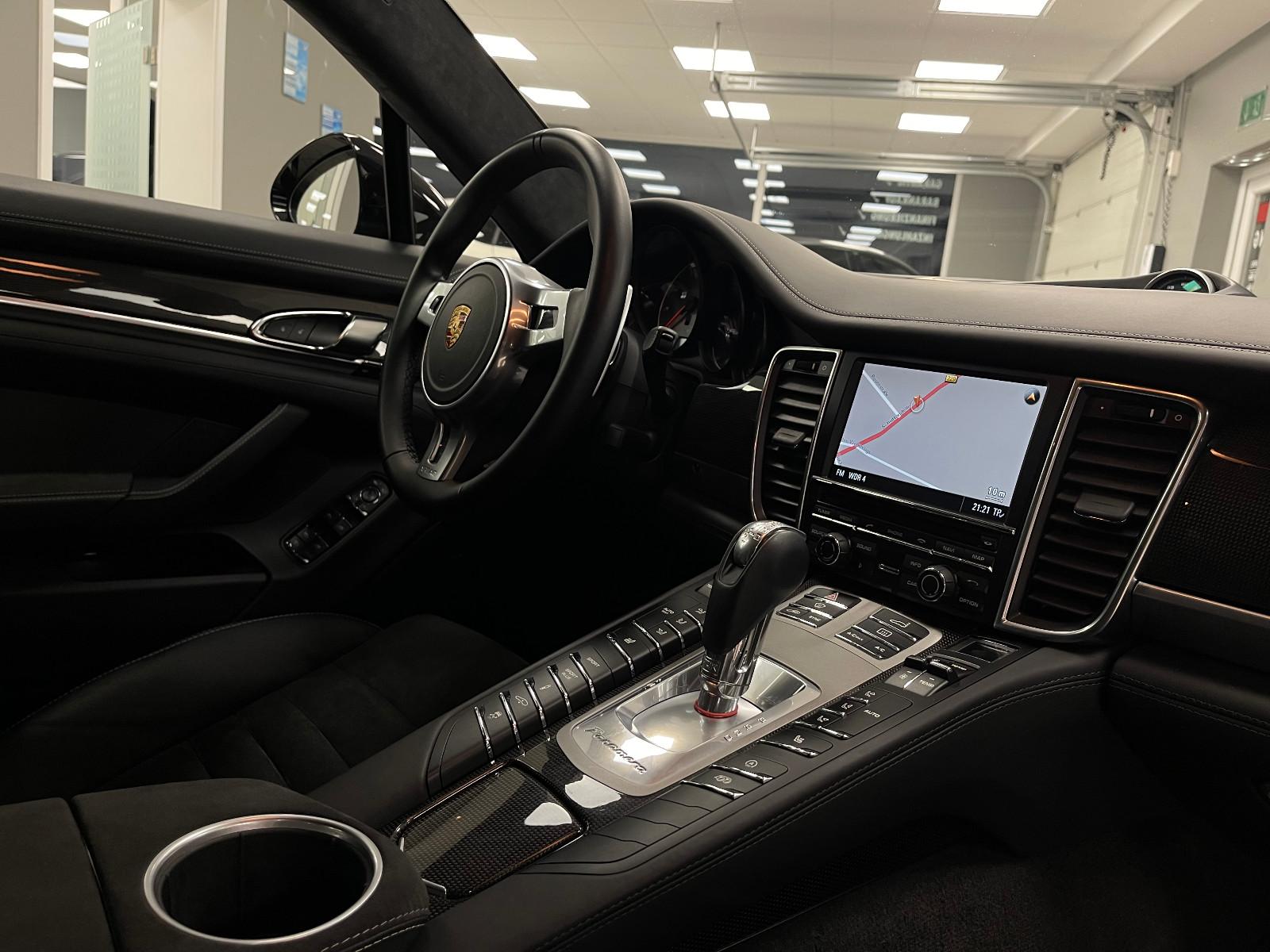 Porsche Panamera GTS | 2.Hand | Sport-Chrono | Carbon |