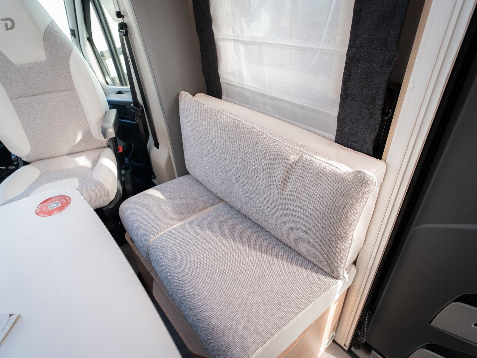 Fahrzeugabbildung Dethleffs Just Camp Active T 7052 DBL *AKTION*Hubbett*Navi