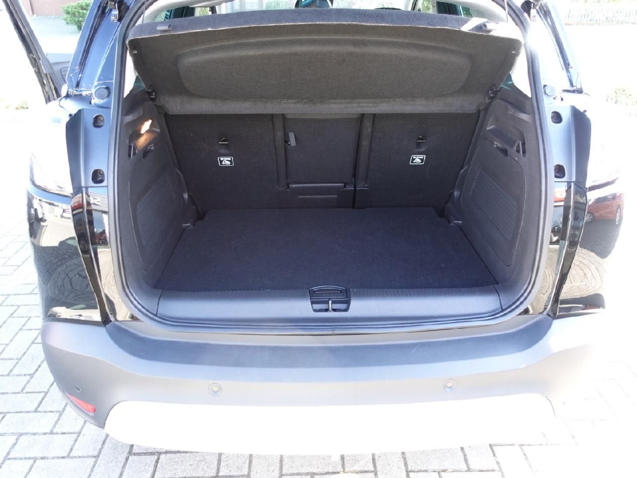 Fahrzeugabbildung Opel Crossland 1,2 Elegance