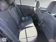 VW Golf VIII 1.5 TSI Life LED Navi Rfk DAB 16'' Lan VW Golf VIII 1.5 TSI Life LED Navi Rfk DAB 16'' Lan