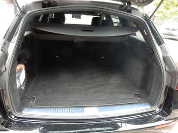 Mercedes E 200 - 9