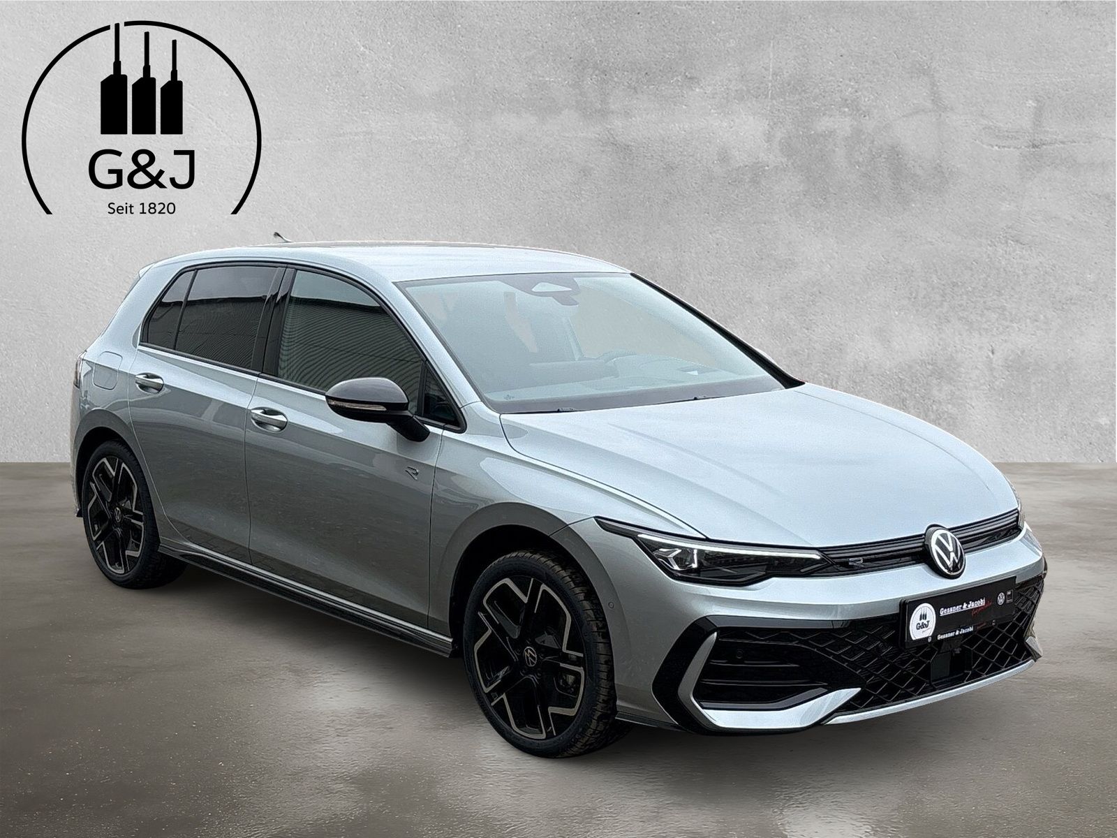 Fahrzeugabbildung Volkswagen Golf R-Line 1,5 eTSI 110kW 7-Gang DSG