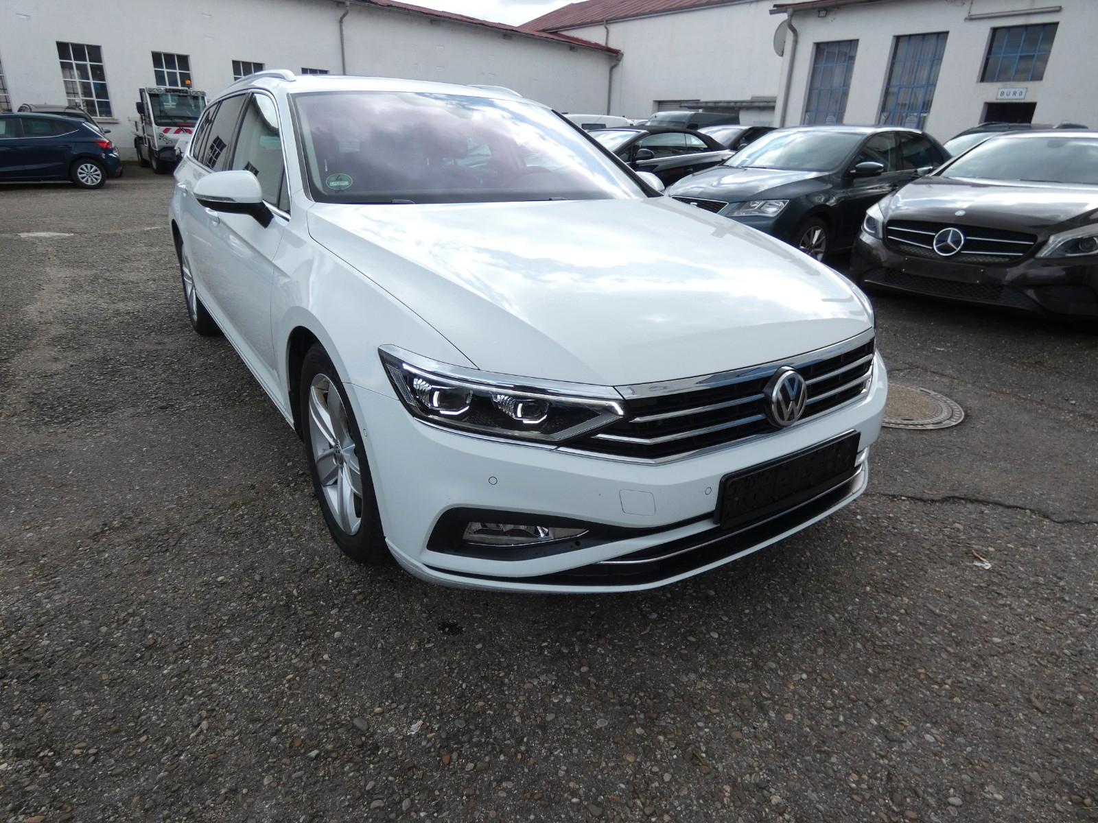 Volkswagen Passat Variant Business " Leder, Pano ,D- Tacho
