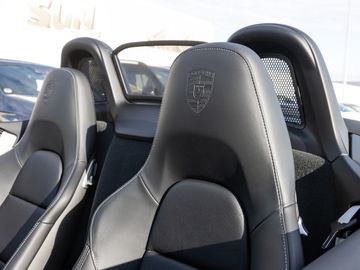 Porsche Boxster - 6