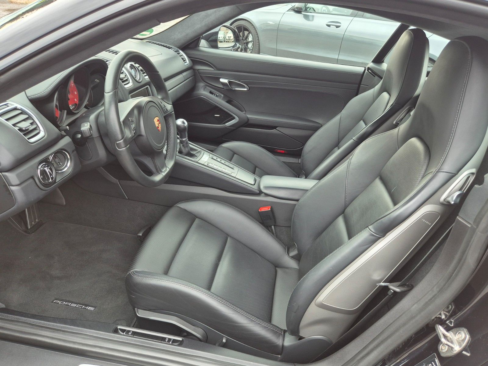 Fahrzeugabbildung Porsche Cayman GTS "All Black"/Approved/Schalter/1A Zust