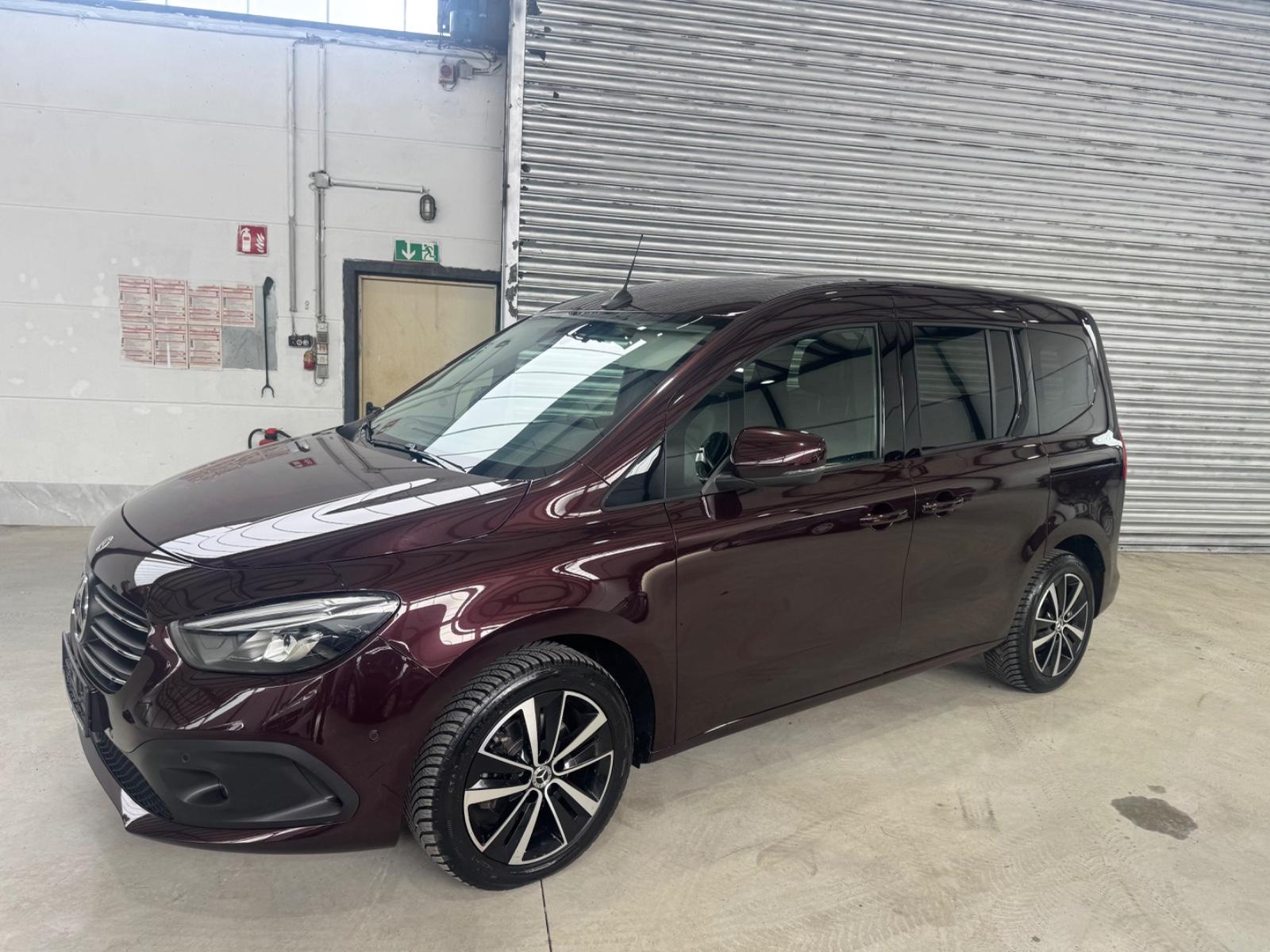 Mercedes-Benz T-Klasse 180 Navi Kamera Leder PDC Klima Euro 6d